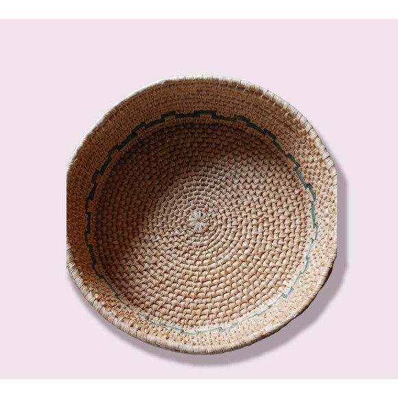 Hand Woven Large Boho Basket Lotus Flower Storage Basket With Lid 12"x3.5" - Picture 2 of 8